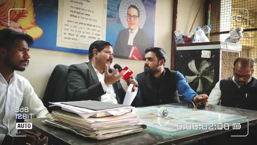 भाजपा से चुनाव लडने के लिए, बदली खुदकी जाती अन्य पिछड़ा वर्ग छोड़ अपनाई अनुसूचित जाति । #thejhansinews
