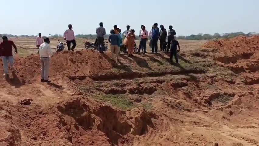गाण्डेय: प्रखंड क्षेत्र में मनरेगा योजना में जेसीबी मशीन से कार्य करने पर कार्रवाई तय- बिडीओ गांडेय