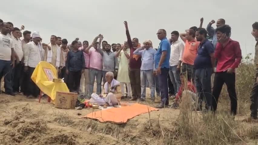 नव निर्मित ब्रह्मऋषि भवन धनवार का आज भूमिजन जमीन दाता श्री सहदेव चौधरी जी के कर कमलों से संम्पन हुवा :-
#परशुराम