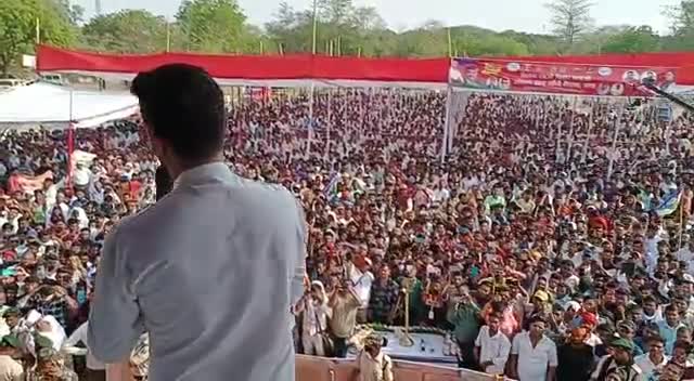 बिहार व बिहारियों के अपमान को हम सह नहीं सकते आपके साथ हम बिहार व बिहारियों को फर्स्ट बनाएंगे-चिराग पासवान#जनसैलाब#बिहार