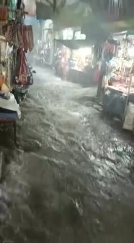पलवल के बाजारों में बने बाढ़ जैसे हालात
#raini