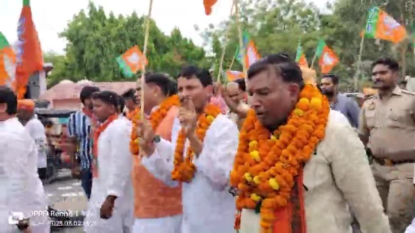 नगर पालिका परिषद #बांगरमऊ में भाजपा अध्यक्ष पद के प्रत्याशी श्री पुनीत गुप्ता के समर्थन में विशाल आशीर्वाद यात्रा कार्यक्रम में सम्मिलित होकर सभी सम्मानित मतदाताओं से पुनीत गुप्ता को भारी मतों से जिताने की अपील की।
