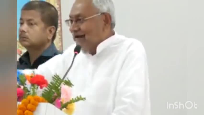 कुछ लोगों को श्रेय लेने की इतनी भूख है कि हमारे काम को भी अपनी उपलब्धि बताकर प्रचारित करवाते हैं।
#NitishKumar #promotion