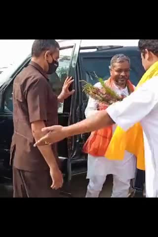 #memories 8 अप्रैल 2022 को आसनसोल लोकसभा उपचुनाव के दौरान झारखंड राज्य के प्रथम मुख्यमंत्री सह भाजपा विधायक दल के नेता माननीय श्री बाबूलाल मरांडी जी के चुनाव प्रचार अभियान के दौरान उनके सम्मान में चाय नाश्ता एवं औपचारिक मुलाकात।