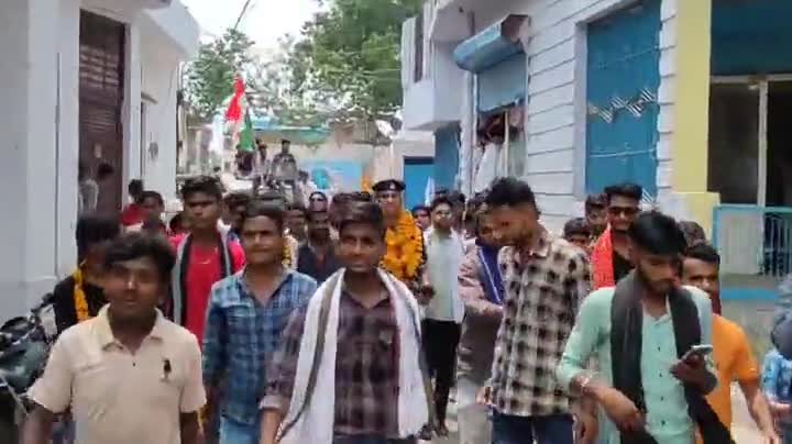 गोहद: महेश सिंह करारिया जी रिटायर होने पर गोहद विधनसभा क्षेत्र में रैली निकाल कर किया सम्मान /#मीडिया प्रभारी आदेश खरे ﻿#adesh