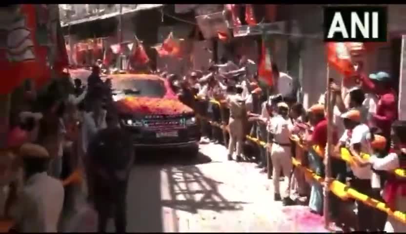 पधारो म्हारे देस।
दुनिया के सबसे लोकप्रिय राजनेता, देश के यशस्वी प्रधानमंत्री श्री नरेन्द्र मोदी जी का राजस्थान की पावन धरा पर स्वागत एवं हार्दिक अभिनंदन। गौ रक्षा हिंदू दल राजस्थान प्रदेश अध्यक्ष जितेंद्र सिंह राजपूत ,मेवाड़#राजसमंद