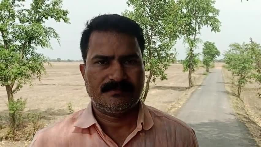 #महराजगंज: ध्वस्त पुलिया का नही हुआ निर्माण किसानो में आक्रोश, फसल जलमग्न होने का सता रहा चिंता
#निचलौल #पुल #निमार्ण