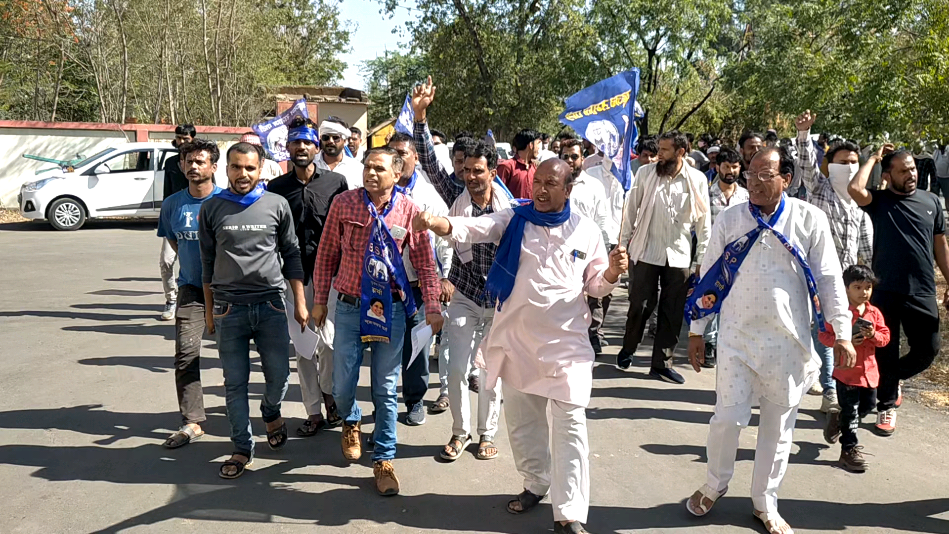 बहुजन समाज पार्टी द्वारा नारायणगढ़ में हुए विवाद को लेकर एक ज्ञापन। एसपी महोदय को दिया गया #mandsaurnews #mandsaur