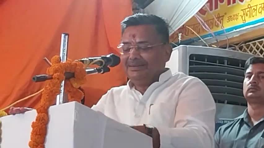 ठाकुर जयवीर सिंह ने नगर पंचायत अध्यक्ष मैनपुरी को दी बधाई
#मैनपुरी #किशनी #कुसमरा #आगरा #कानपुर #फर्रुखाबाद #एटा #इटावा