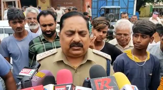 #किच्छा के #हल्द्वानी #रोड पर #अतिक्रमण हटाने की #कार्यवाही की गई, #सीओ ओम प्रकाश शर्मा ने क्या कहा देखें। #realzeeshan