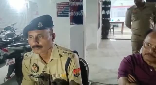 #bandapolice
थाना पैलानी क्षेत्र अंतर्गत दो लड़कियों की केन नदी में डूबने से मृत्यू हो गई।