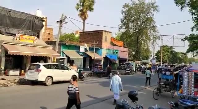 यह जीत का जश्न नहीं,आगाज़ है,जनता के उस विश्वास का,जो लोकतंत्र की दिशा और दशा तय करता है। मेरा मुख्य पार्षद (सभापति) में  चुनाव चिन्ह कबूतर छाप क्रमांक संख्या आठ पर बटन दबाकर भारी मतों से विजय बनावे!!
#सभापति #मुख्य_पार्षद #बांका #संतोषसिंह