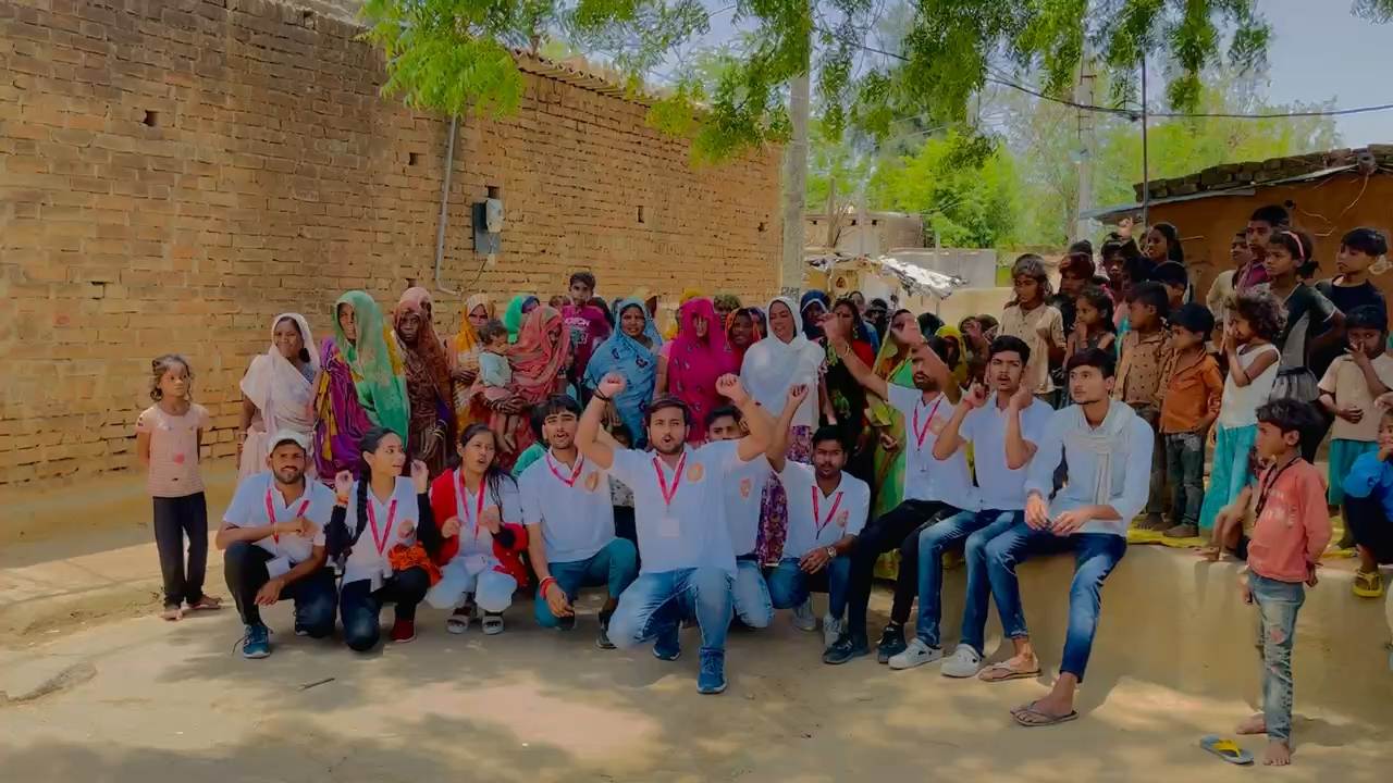प्रदेश की लाखों बहनों का सुधरेगा कल…
कैसे आभार करें शिवराज भैया आपका, लाड़ली बहना का आज से मिलने वाला ये 1000 रुपये हर महीना देना #शिवराज_की_लाड़ली