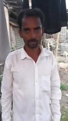 #muraliganj gadodiya gali ke najdeek Rahul Yadav ke Ghar ke samne Laga hai mahashay yuvaon ka tshirt pahan shirt aur dhe