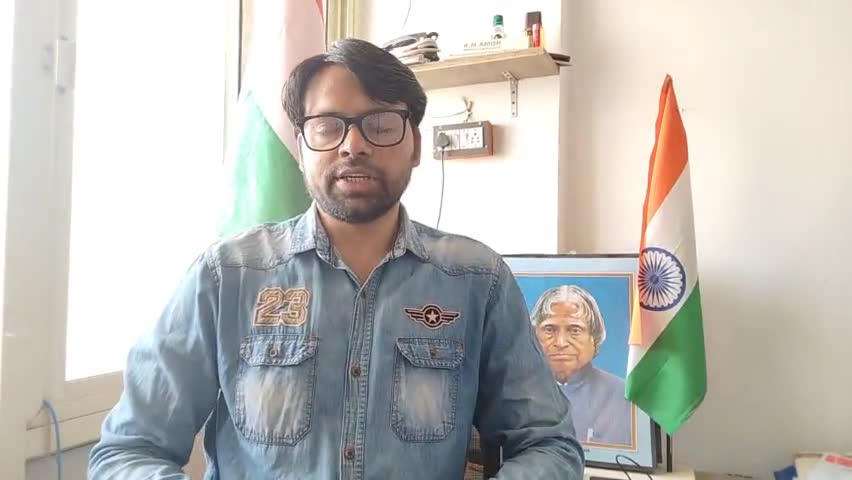 आज #मुसलमान अपने बच्चो की पढ़ाई को भूलकर #मस्जिद मे #AC_लाउडस्पीकर लगाने मखमल बिछाने का कंपटीशन कर रहा करोड़ो की बर्बादी