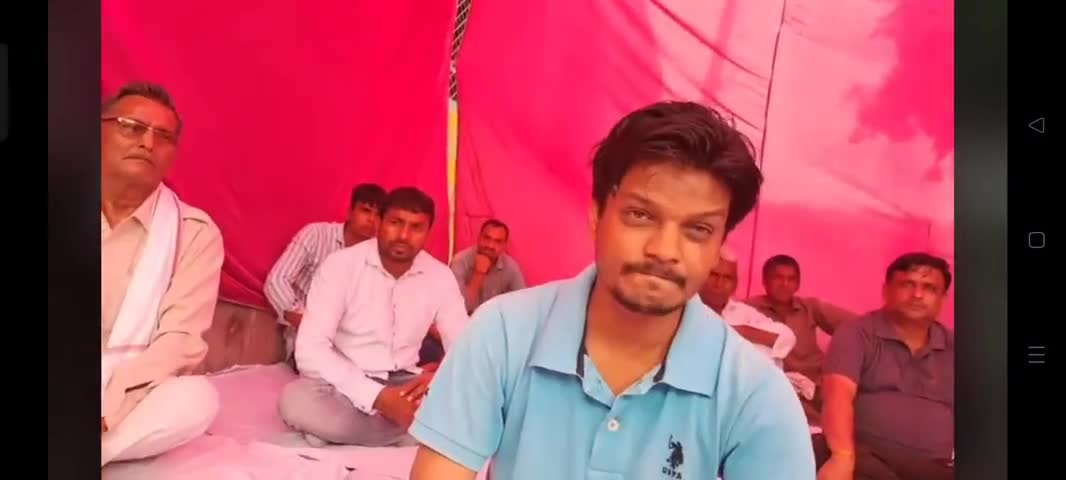 हांसी नगर परिषद व हरियाणा सरकार की नीतियों से परेशान आम जनता के हित की आवाज उठाते हुए आज धरने में शरीक हुआ 

#हांसी