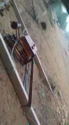 सेड़वा: सेड़वा के शोभाला में देर रात से तेज बारिश और आधी का दौर जारी है जिससे कई विद्युत के पोल टूट गए हैं #barmer
#sedwa