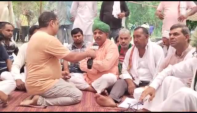 ग्रीन फ़ील्ड हाई वे के मुआवजे को लेकर दयानतपुर गौतमबुद्धनगर जेवर पर भारतीय किसान यनियन लोक शक्ति की महापंचायत।