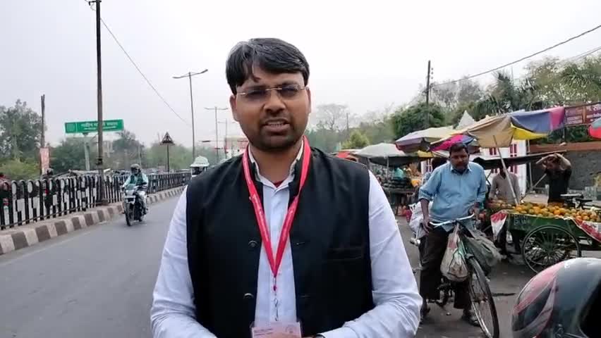 #लखनऊ_काकोरी_पुलिस सब्जीमंडी #दुबग्गा अवैध फल ठेला रोड जाम पर #योगी_सरकार नाकाम कूव्यवस्थित जाम मे घंटो #एंबुलेंस बाधित