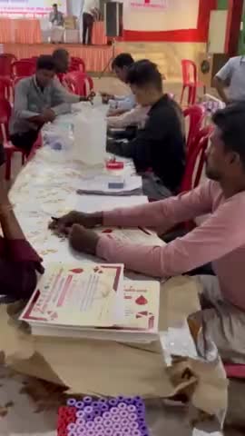 कवर्धा: #विश्व_रक्तदान_दिवस आओ रक्तदान करें महादान करें 
क्योंकि रक्तदान भी जीवनदान है।