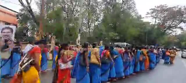 #रांची- रांची के मोराबादी मैदान में सहिया कर्मचारियों का धरना प्रदर्शन।
हेमन्त सरकार अपने किये वादे में एक भी पूरा नहीं किया।।
