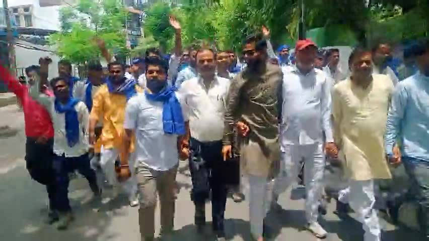 भीम आर्मी चीफ चन्द्र शेखर आजाद के ऊपर हुए जानलेवा हमले के विरोध में प्रदर्शन बिजनौर भीम आर्मी #jaybhim
