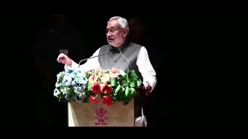 दरभंगा: तटबंध सुरक्षा सामग्री में गड़बड़ी मिलने पर मंत्री जी ने की कार्रवाई
#CMNitishKumar #SanjayKumarJha #JDU #Mithila #Bihar