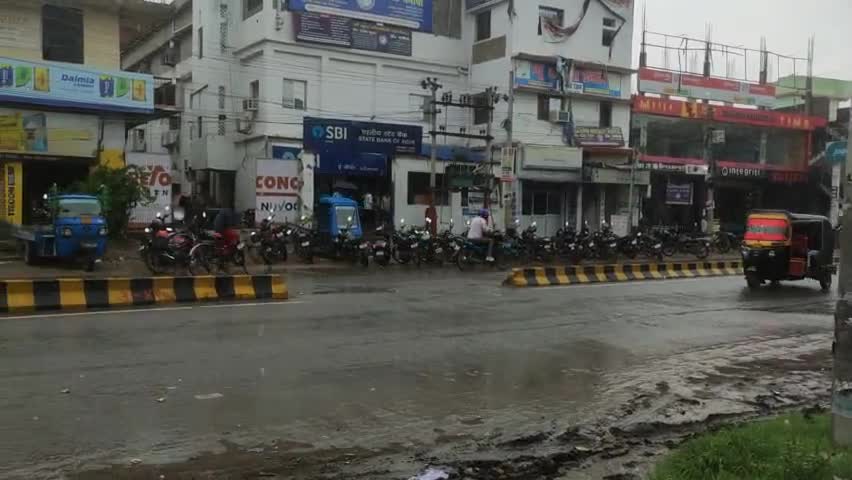 जहानाबाद: #Jehanabad: रिमझिम बारिश से शहर का मौसम हुआ सुहाना, आम लोगों को गर्मी से मिली राहत 
#Monsoon #Rain #जहानाबाद #dwsamachar