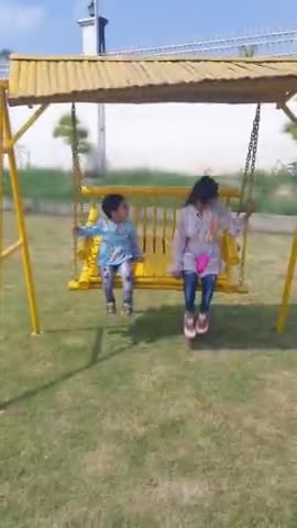 Sawan me jhule ne 
#sawan #shorts #viral #instagramreels #trending #jhule #news #vlogpeetam