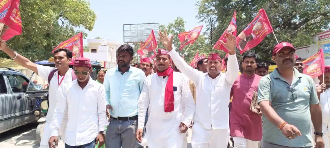 निषाद पार्टी के जिला अध्यक्ष आसाराम निषाद कार्यकर्ताओं से घर घर जाकर भेंट करेंगे