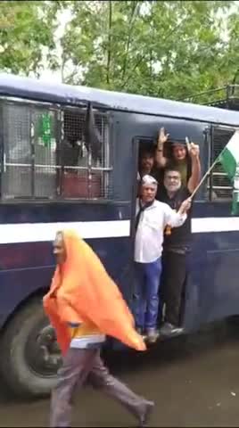 जब-जब शिवराज डरता है पुलिस को आगे करता है
#टीम_राजा_मुबीन