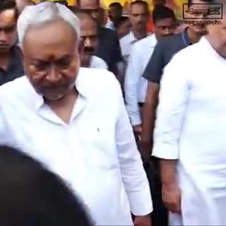 विपक्षी दलों की एकता की बैठक से घबराकर आनन-फानन में एनडीए की बैठक बुलाई गयी।इससे पहले कितनी बार एनडीए की बैठक हुई?- मुख्यमंत्री श्री #nitishkumar जी

#india #JDU #NitishKumar
#MahaGathbandhan