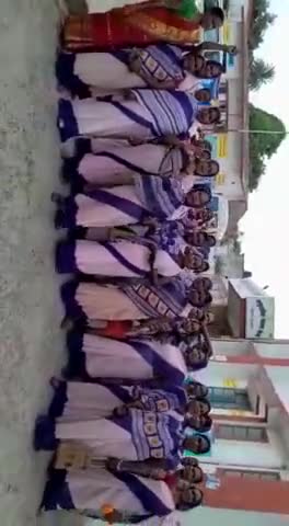 नौ सूत्री मांगो को लेकर सभी आशा कर्मियों ने नोमी दिन पी एच सी महिषी मे तालाबंदी कर अनशन रखा जारी
#bigbreakingnews