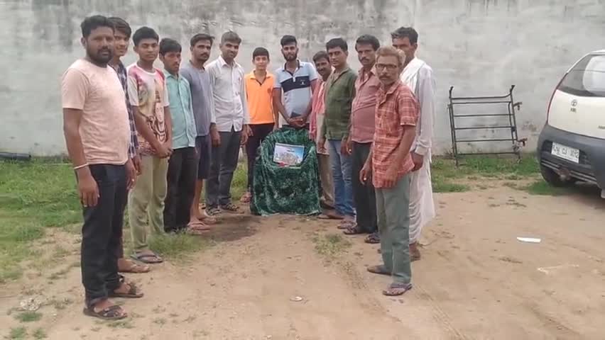 टांटोटी: ग्राम पंचायत जोतायां क्षेत्र में कारगिल विजय दिवस पर शहीदों की शहादत को किया नमन
#कारगिल विजय दिवस
