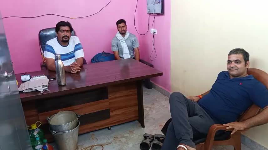 अशोकनगर के पास अभिषेक लोधी भाई जी के पेट्रोल पंप पर सामाजिक न्याय यात्रा के विषय पर चर्चा!!
#सामाजिक #न्याय #यात्रा