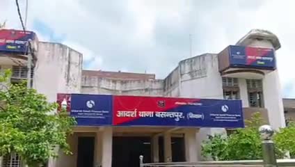 लकड़ी नबीगंज: कुमकुमपुर गाँव में अवैध रूप से बिजली जलाने को लेकर दो के विरुद्ध प्राथमिकी दर्ज