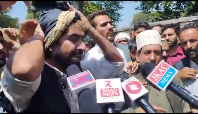 Hundreds of  PDP workers joined Party Foundation Day in Dak Bungalow Anantnag ####

Senior leaders of Party Addressed workers ###