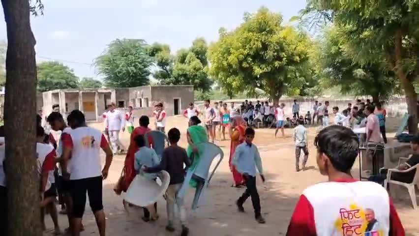 चूरू: चुरू : गांव सातड़ा में ग्रामीण ओलपिक में कबड़ी खेलाई गई यह रा. ऊ. आ. मा. वि. सातड़ा में किया गया था।#satra #churu
