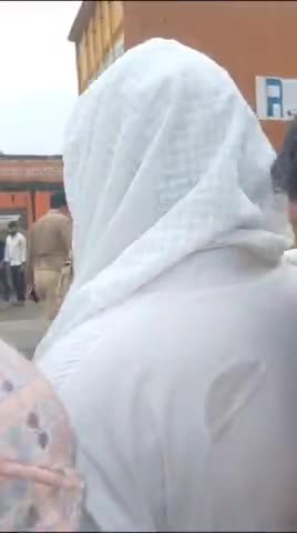 मौलाना और पुलिस आमने सामने
#muslim #nuhmewat #nuhviolence #mewativideo #shamssaeed #harkhabaraaptak #shamsulqamar