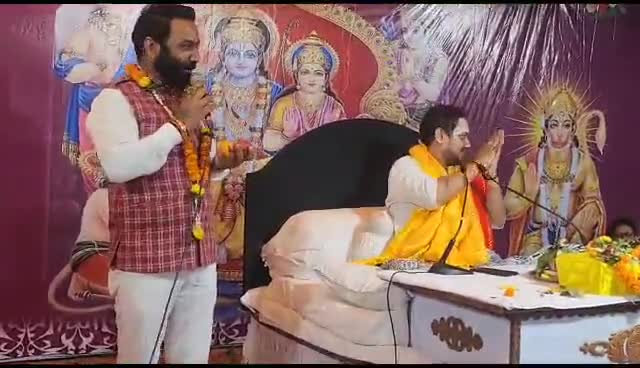 न्यू कॉलोनी खो-खो तालाब के पास बंधवापारा रायपुर में आयोजित श्री शिव महापुराण कथा एवं सवा लाख शिवलिंग निर्माण ज्ञान यज्ञ के पुण्य आयोजन में सम्मिलित होने का सुअवसर प्राप्त हुआ।
#harharmahadev #शिव #शिवभक्त #रायपुर