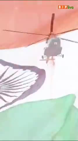 हर घर तिरंगा, घर घर तिरंगा,हर मन तिरंगा, हर सपना तिरंगा
#नरेन्द्र_मोदी
#हर_घर_तिरंगा
#कमल_सिंह_गुर्जर