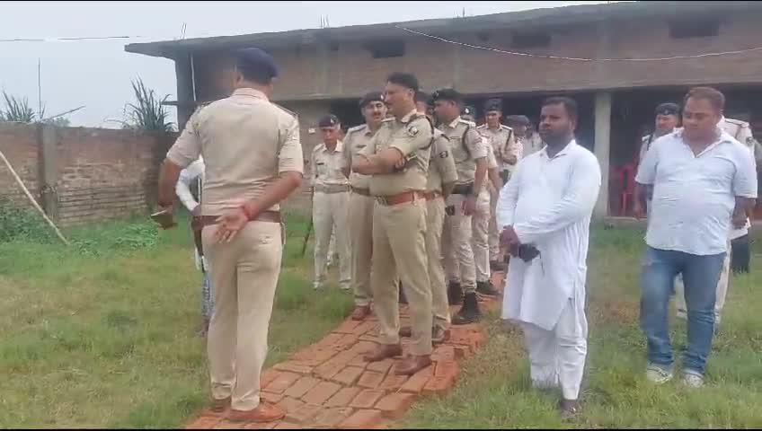 नगवारा में ओपी थाना एनएच 527c पर आज मुजफ्फरपुर से वरीय अधिकारी ने निरीक्षण किया और खुशी जताई कि यहां ओपी होना बिल्कुल जरूरी था यहां से सभी पंचायतों का ख्याल रखा जा सकता है दल बल को जाने में किसी तरह की कठिनाइयां नहीं होंगी #shamimnagwara