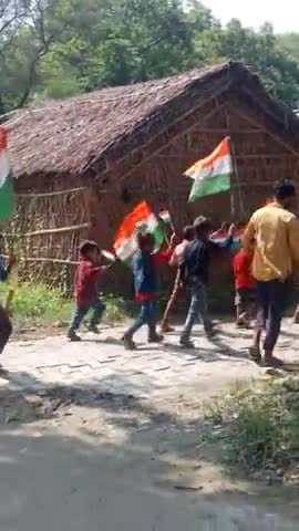 ग्राम पंचायत गदाईपुर नकहा प्राईमरी विद्यालय
15 अगस्त के सुभ अवसर पर  निकाली गई रैली लगाए गए जय हिन्द के नारे #nakha