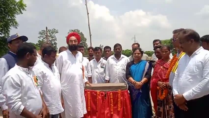 ସିନ୍ଧେକେଲା: ଚାନ୍ଦୋତରା ଗାଁରେ ନୂତନ ଅମୃତ ସରୋବର ଉଦଘାଟିତ