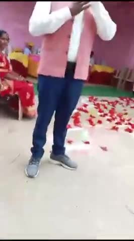 77वां स्वतंत्रता दिवस पर +2 उच्च विद्यालय लवाही कला के प्रांगण में संबोधन करते पूर्व मुखिया प्रतिनिधि दिलीप कुमार पटवा