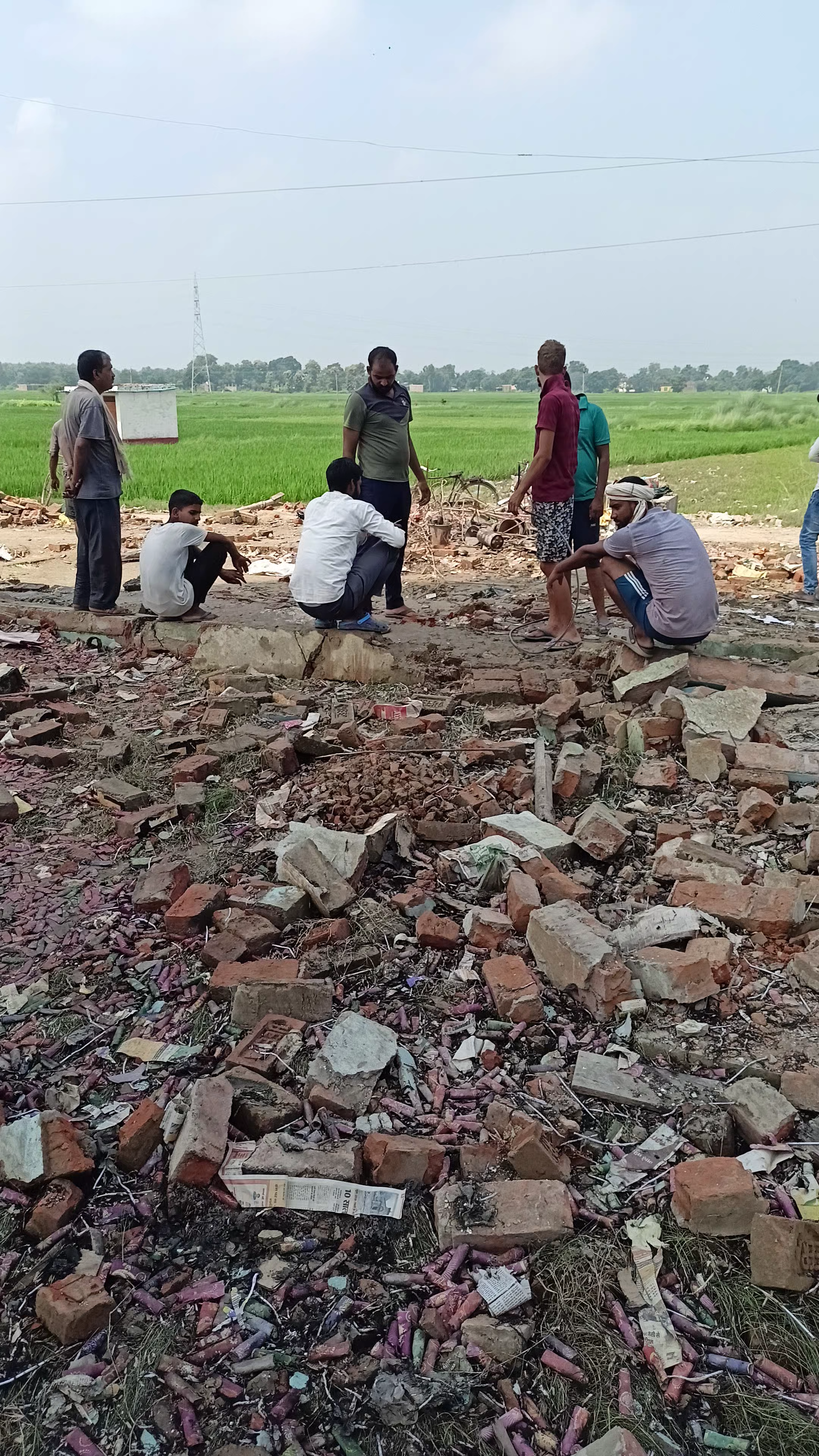 सहजनवा: baraipar bazar sahjanwa gorakhpur पठाके फैक्टरी में रात 10:20 minute par huaa bhayankar besfot  #news_india
