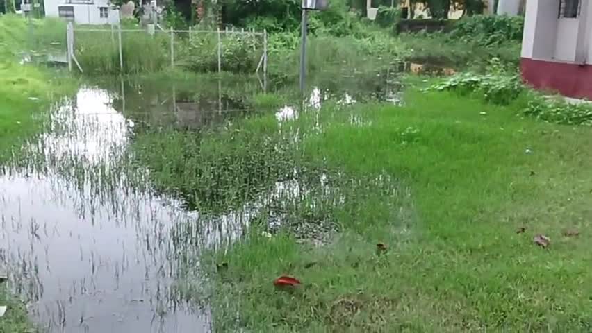 #pani se murliganj block office behal koi dhyanhi nhi de rehe hai ispe pratyek janta ki aawaj by akash goswami9709633839