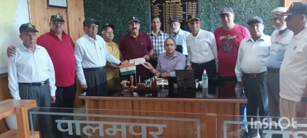 पालमपुर:नेवल वेटरेनस  पालमपुर ने दिया मुख्यमंत्री राहत कोष में ₹40 हजार का अंशदान