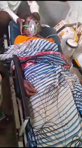 रोह प्रखंड के कुंडा समीम सही रास्ते सवार चल रहे टेम्पो को तेज रफ्तार बाईक जो टेम्पो मे टकराने से महिला गम्भीर हुई रेफर..