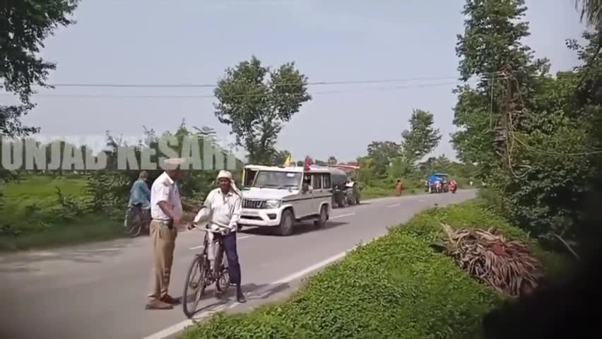गरीबो का अपमान करने वाली भा.ज.पा का हिसाब #घोसी की जनता जरूर करेगी ।।